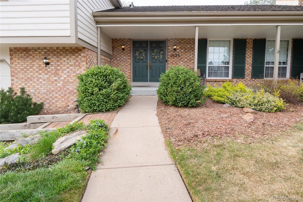 Photo of 5123 S Iris Way, Littleton, CO 80123 (MLS # 6636776)