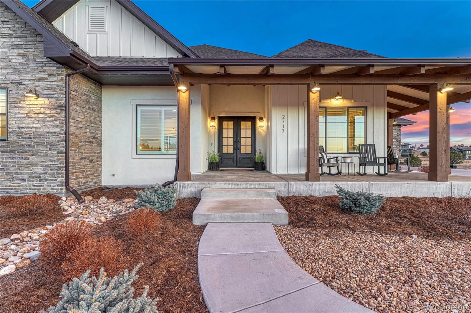 2717 Fox View Trail