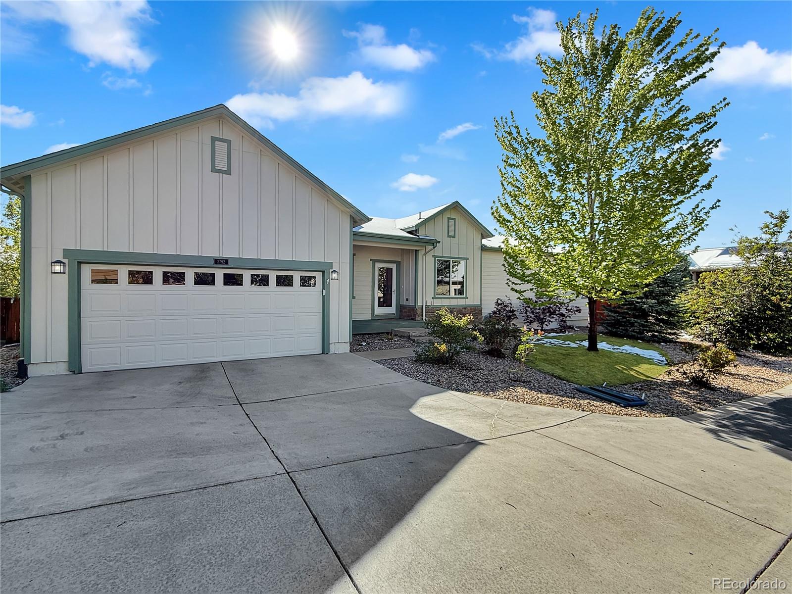 2792 Fairway Pointe Drive