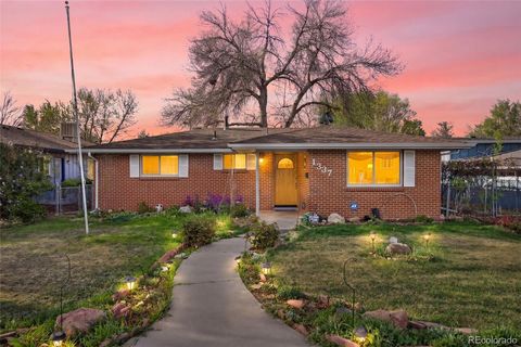 Photo of 1337 Sharpe Place, Longmont, CO 80501 (MLS # 6463106)