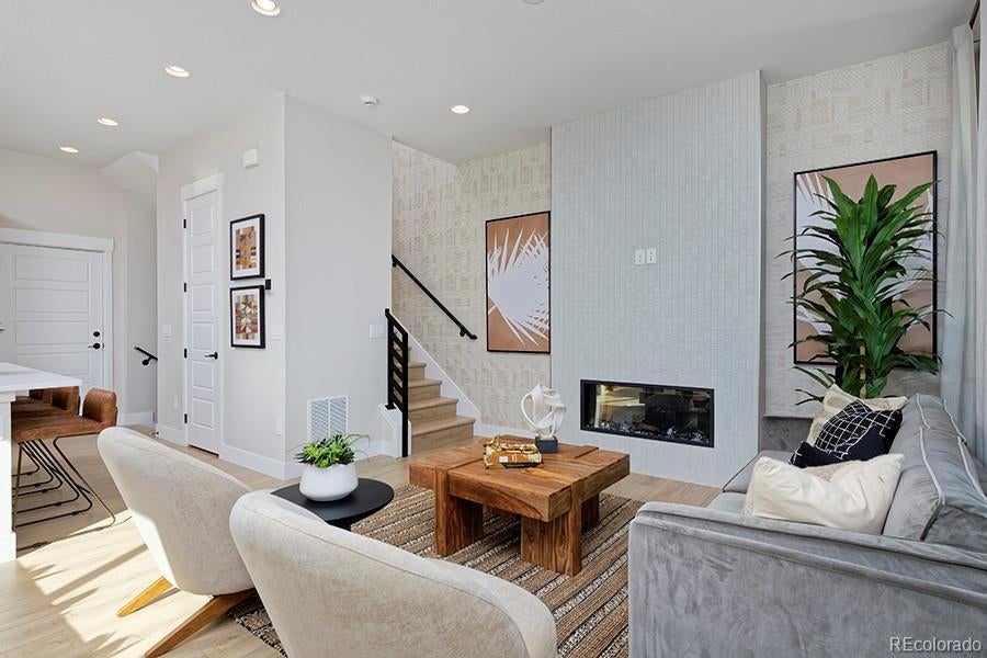 2866 S S. Machebeuf Court