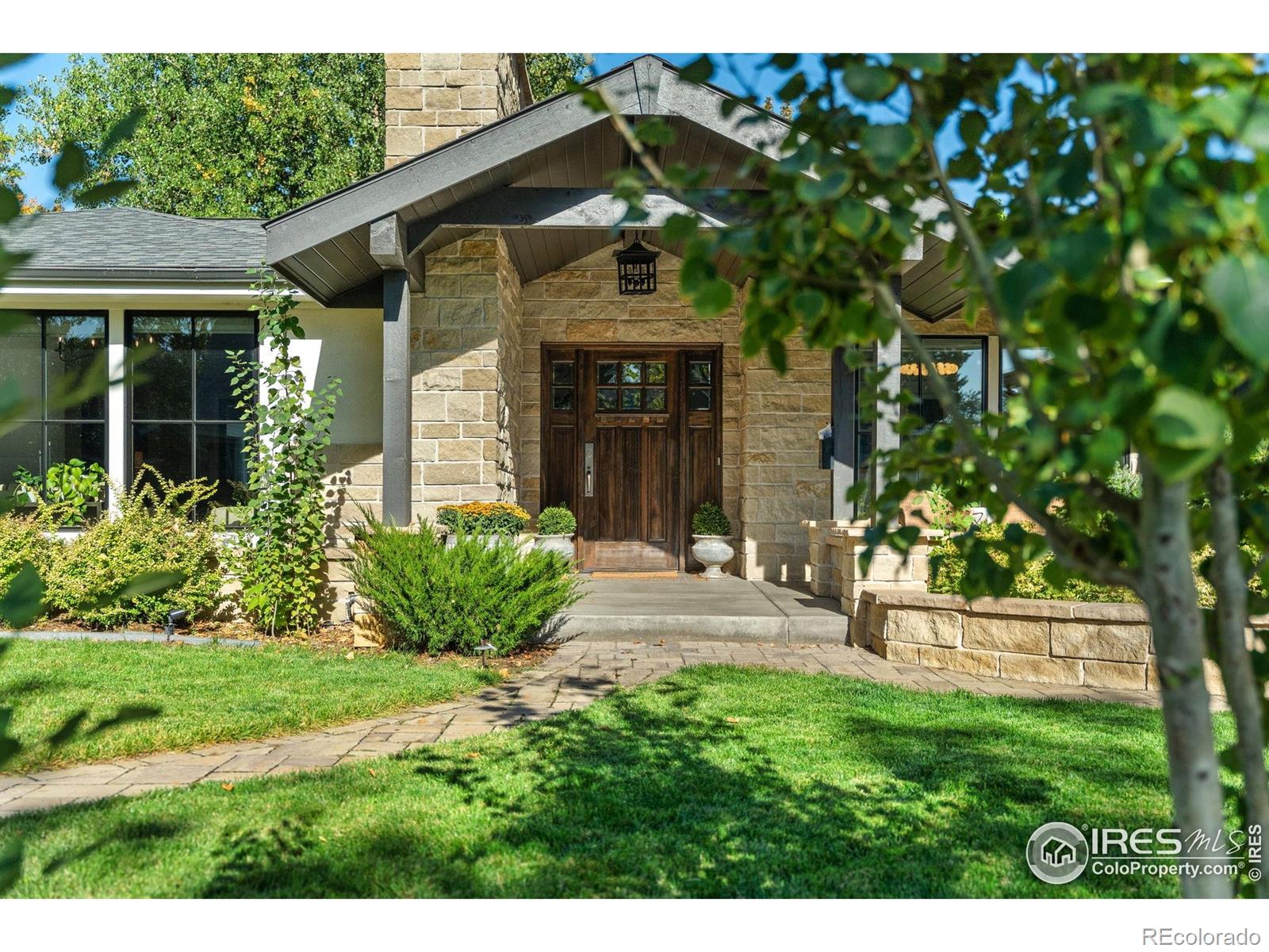 1510 Westshore Drive