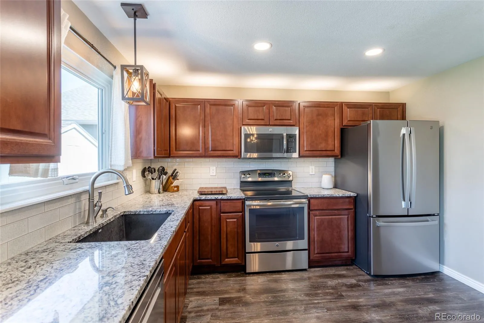 Commerce City, Colorado 80640, United States, 4 Bedrooms Bedrooms, ,3 BathroomsBathrooms,Residential,Active,194283