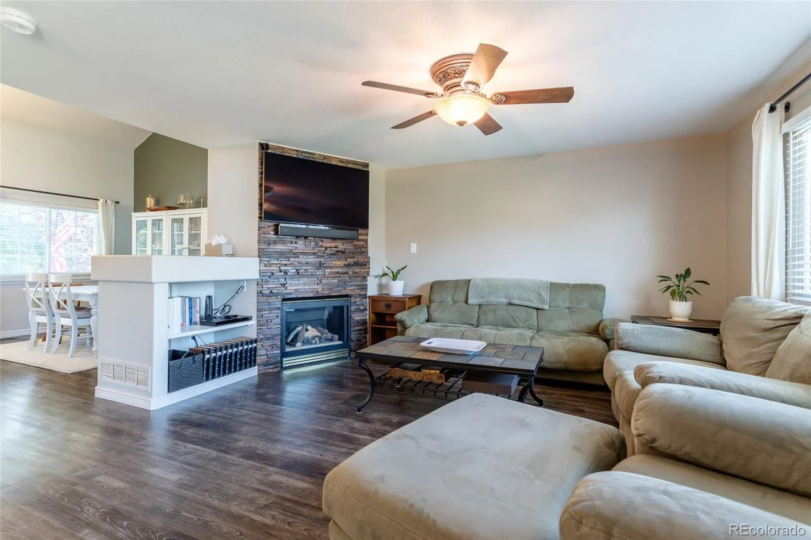 Commerce City, Colorado 80640, United States, 4 Bedrooms Bedrooms, ,3 BathroomsBathrooms,Residential,Active,194283