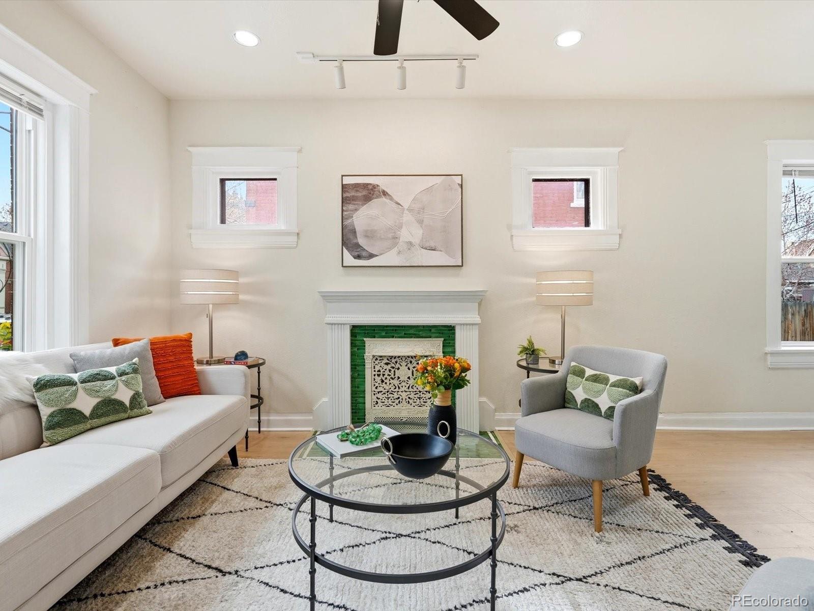 1021-1023 E 23rd Avenue