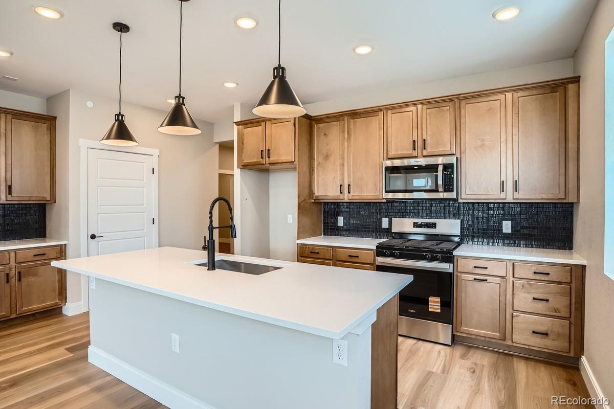 2404 W 69th Place
