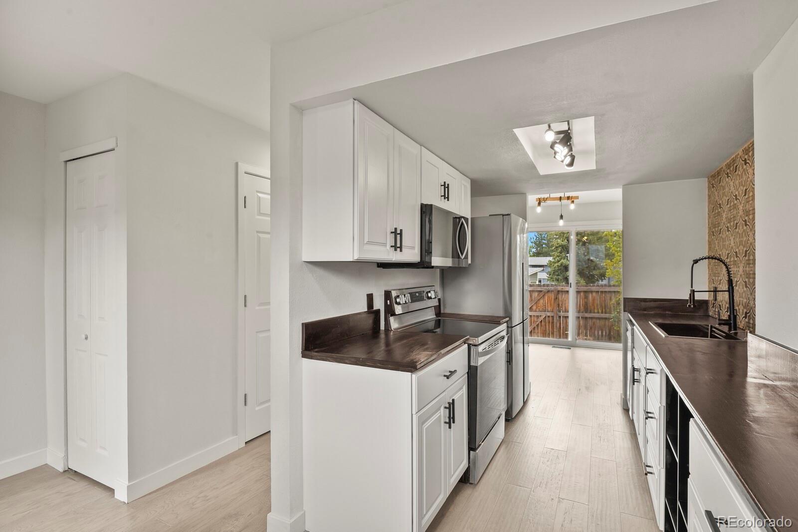 8771 Carr Loop