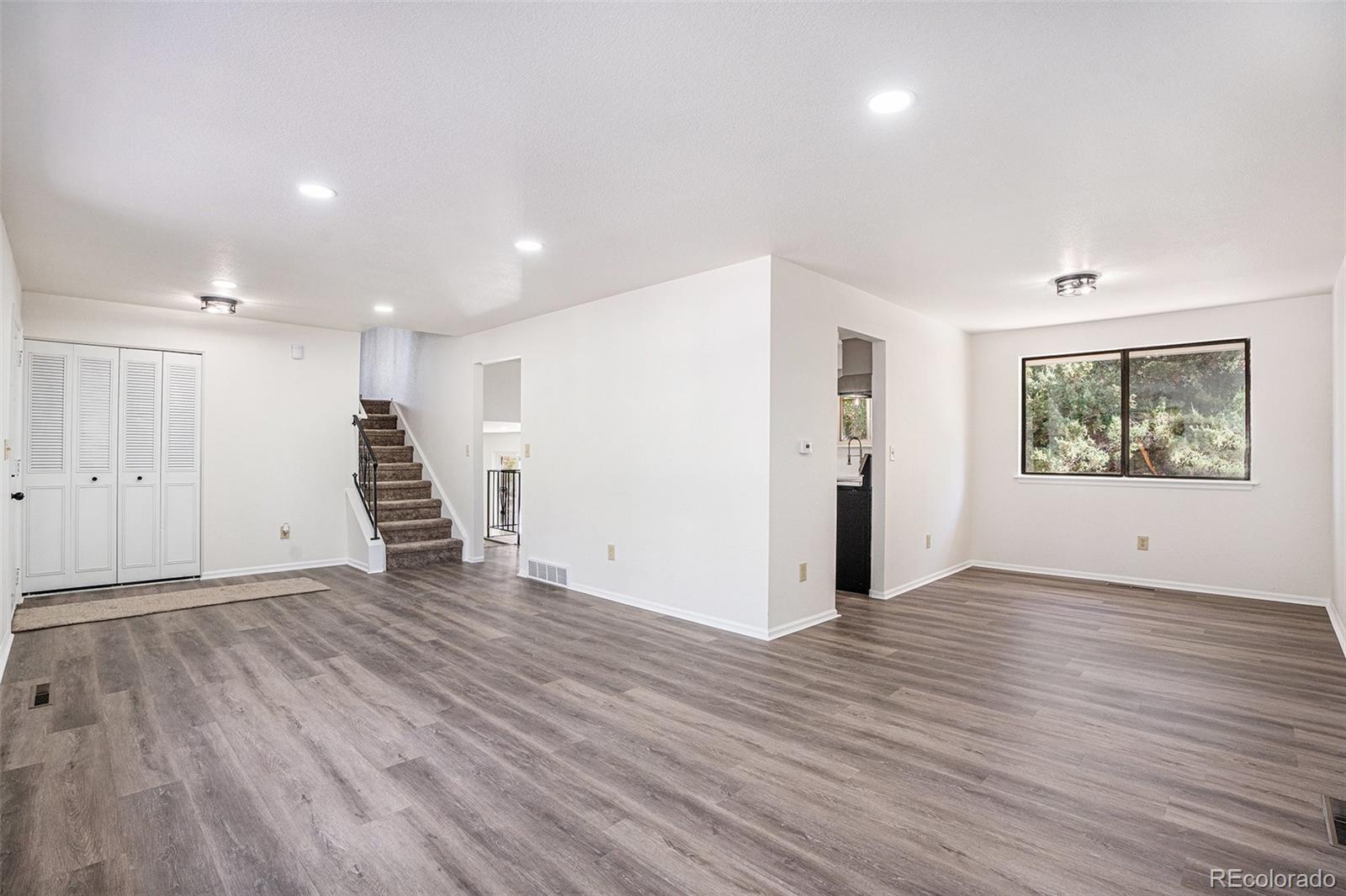 6075 Castlewood Lane