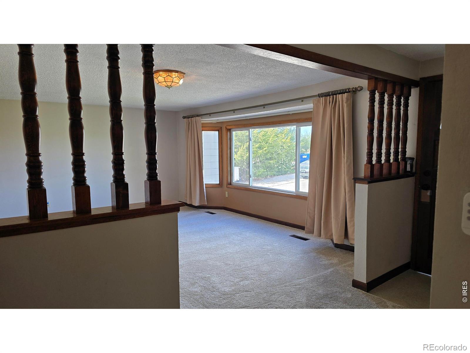 13700 Sunny Knolls Lane