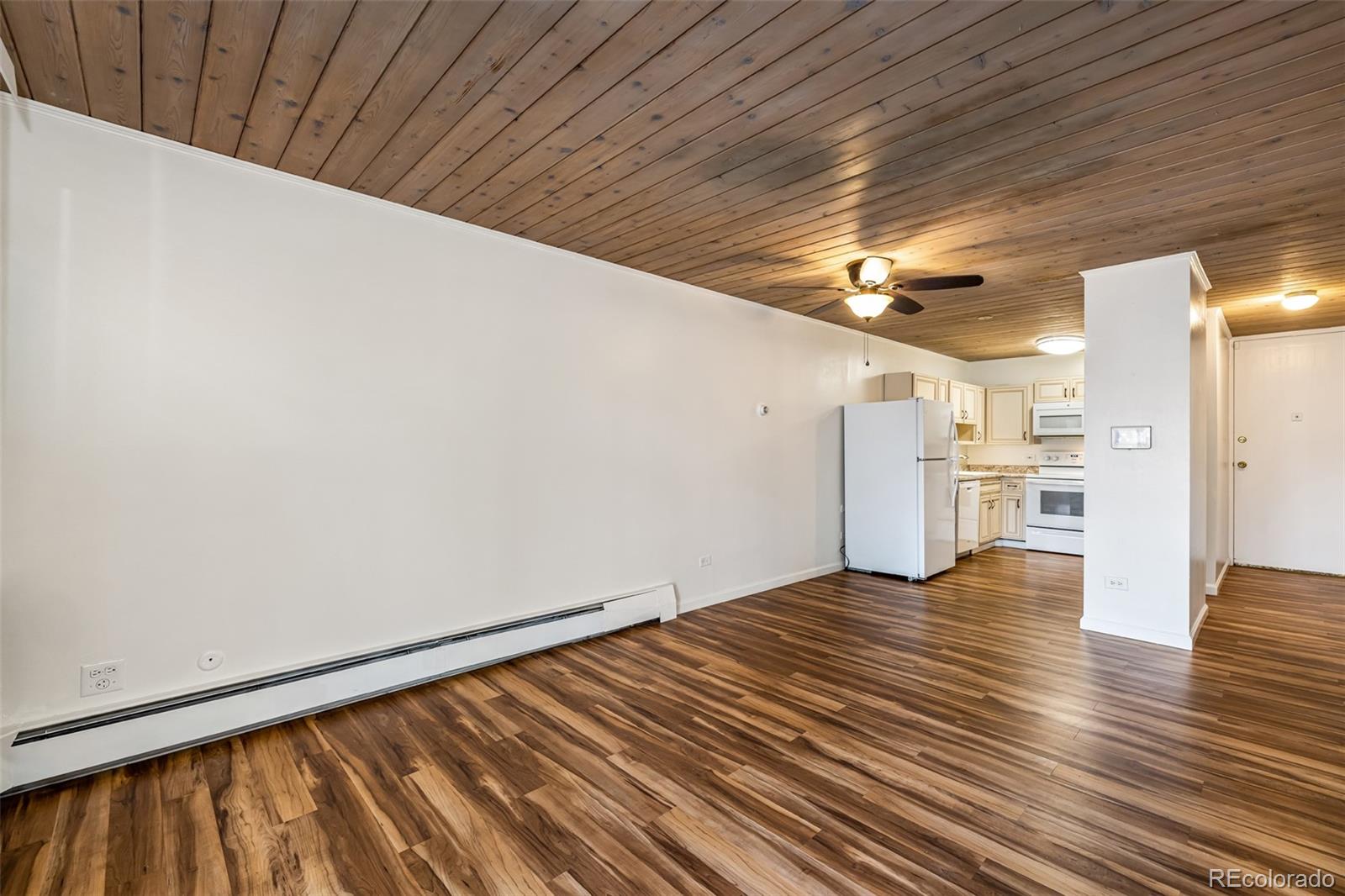 715 S Clinton Street 4A