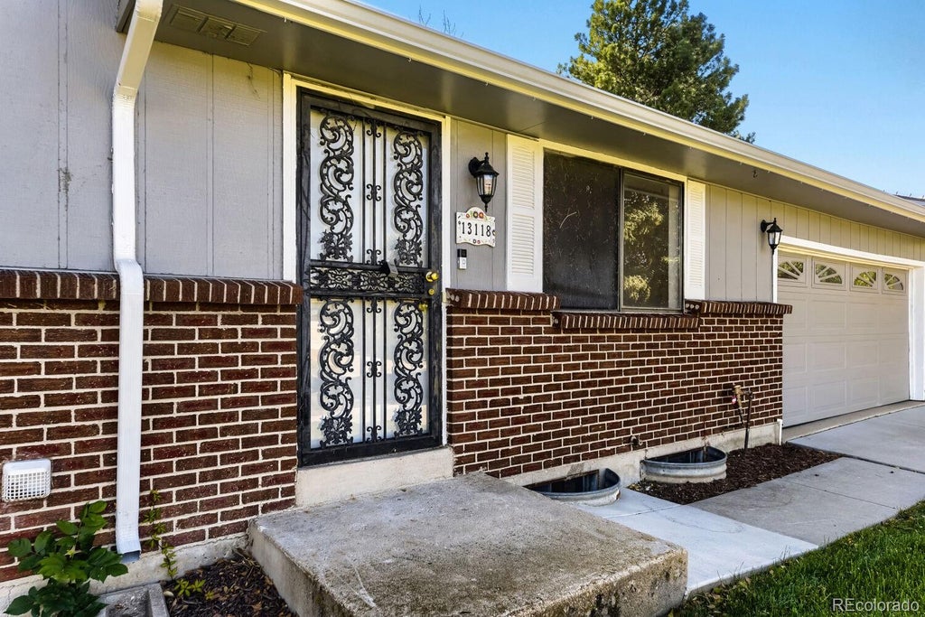 Photo of 13118 Mercury Drive, Littleton, CO 80124 (MLS # 8764040)