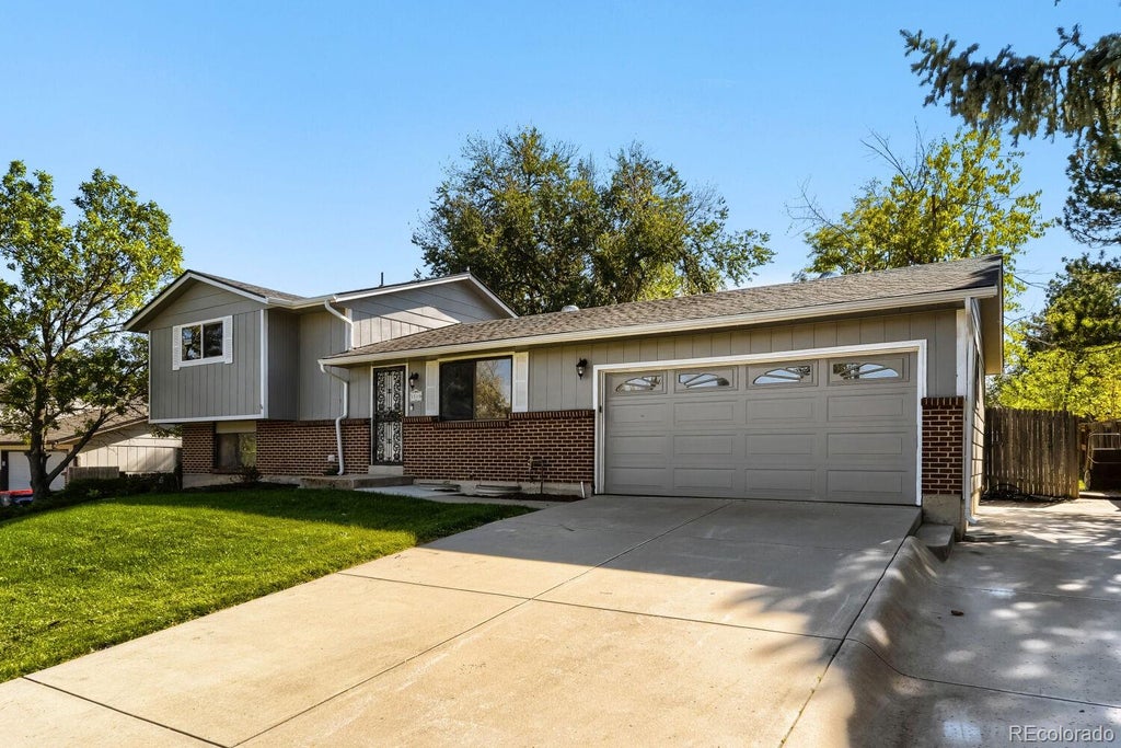 Photo of 13118 Mercury Drive, Littleton, CO 80124 (MLS # 8764040)