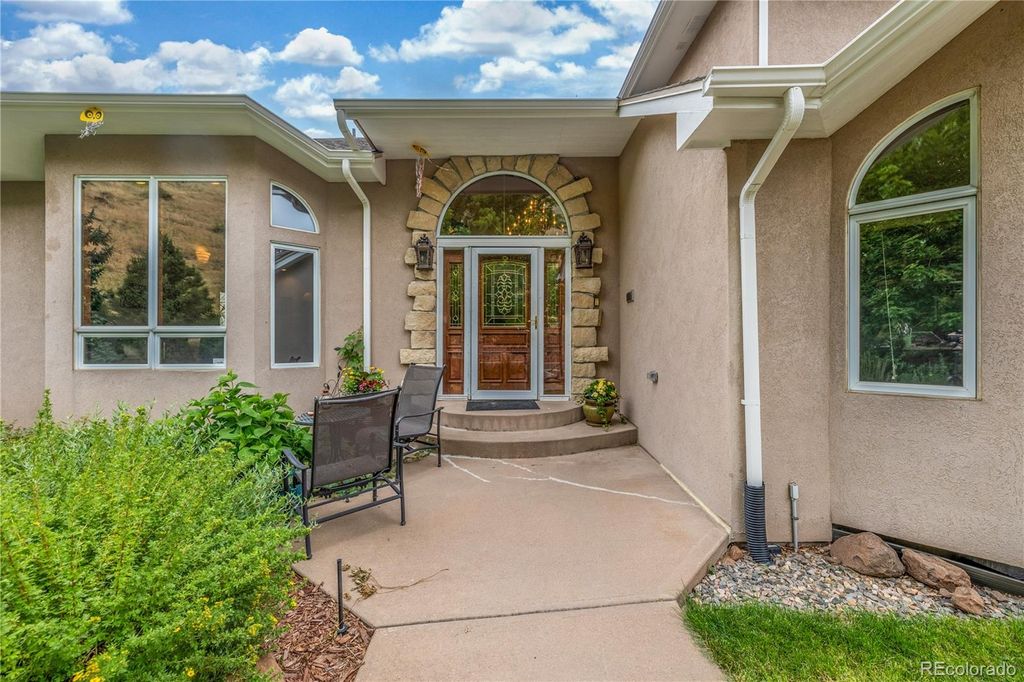 Photo of 401 Ridge Road, Golden, CO 80403 (MLS # 2990160)