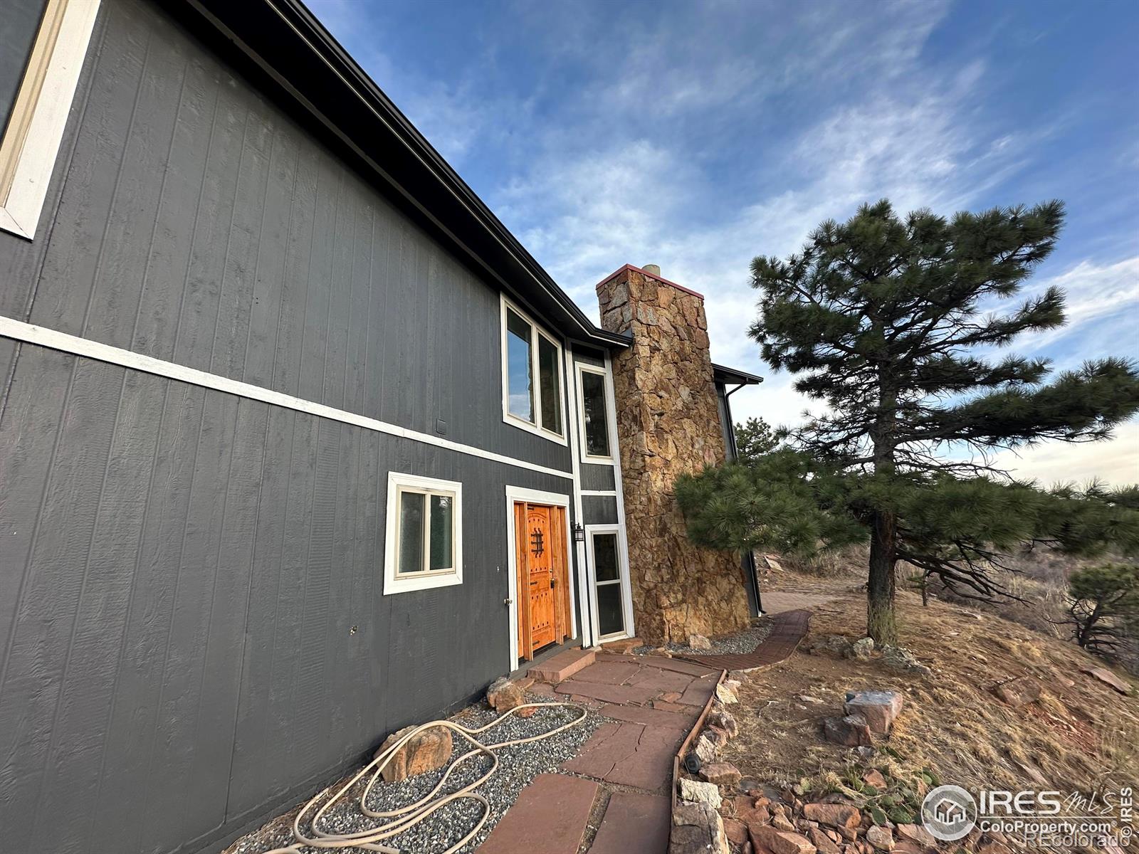 4904 Deer Trail Court