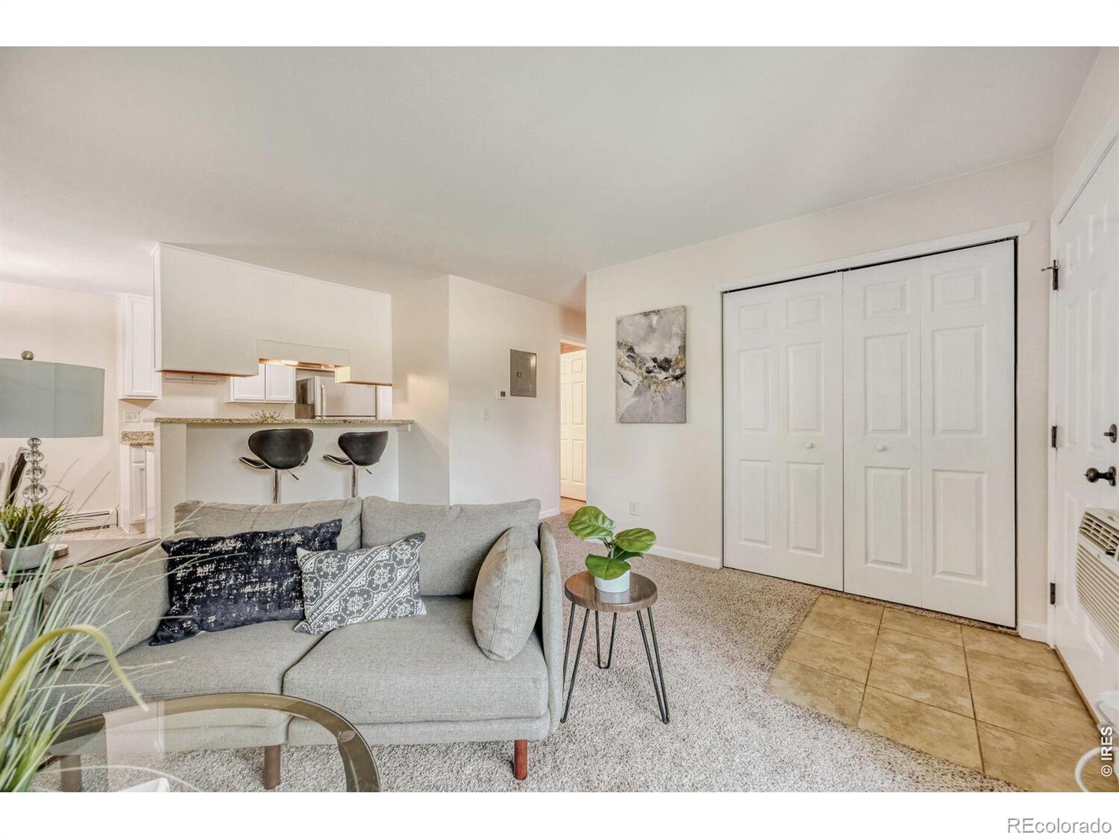 695 Manhattan Drive 14