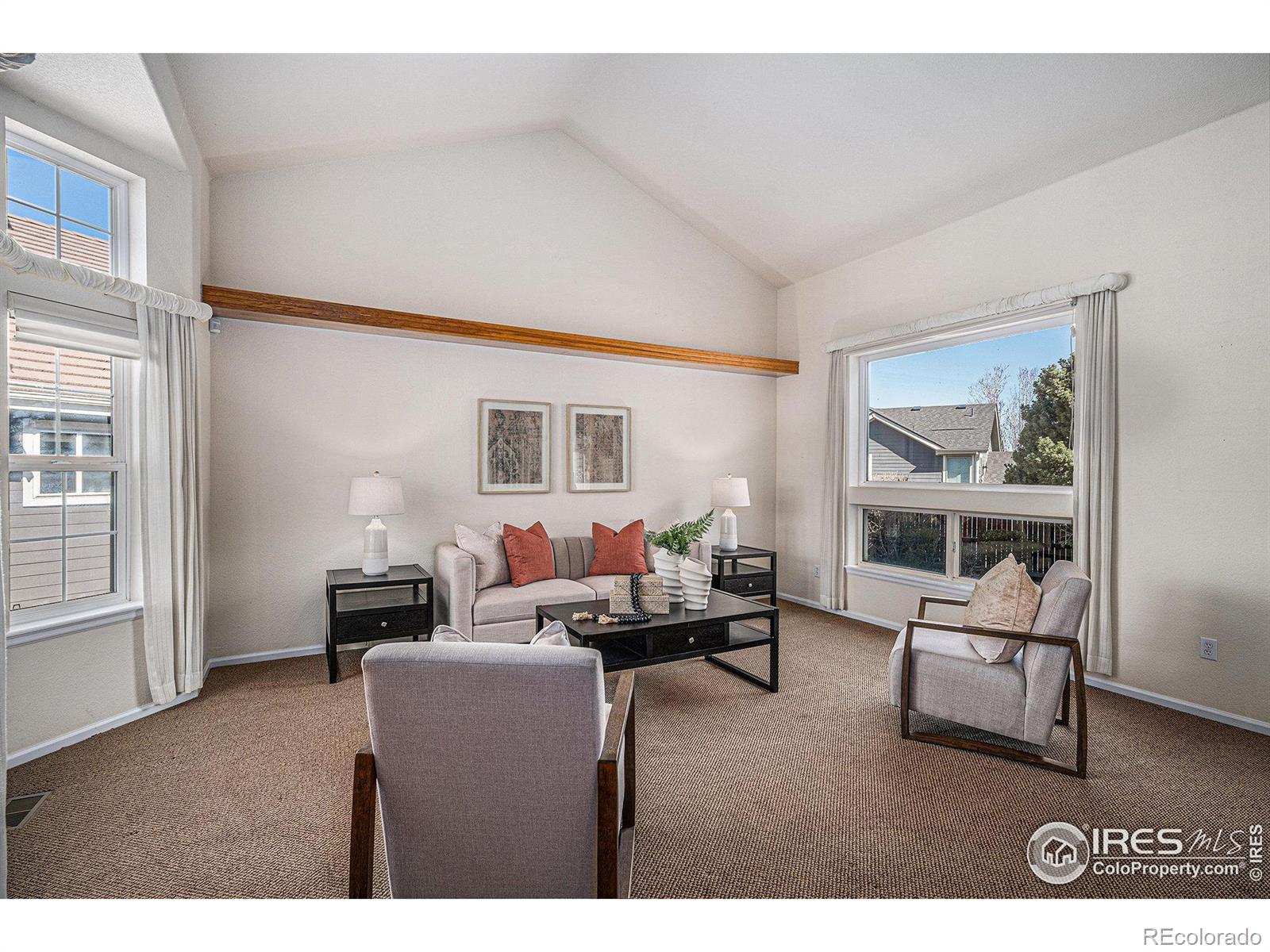8825 Fairview Oaks Place