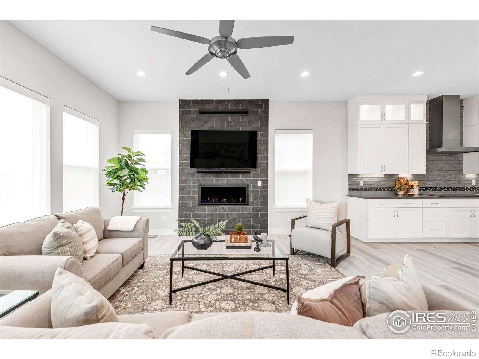 1730 Lucent Court