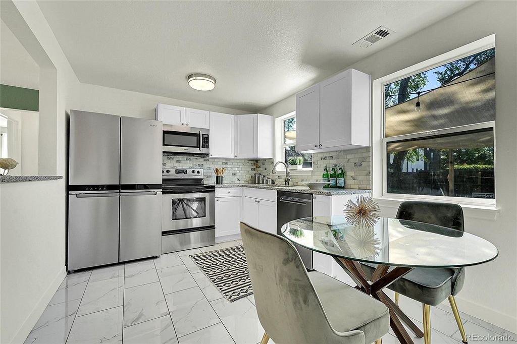 Photo of 3011 Grape Street, Denver, CO 80207 (MLS # 6909096)