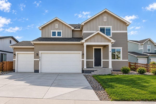 5793 FARMSTEAD PL, LONGMONT, CO 80504 - Image c87860c9ccc2c00ec4616bb211c98a18/557003261