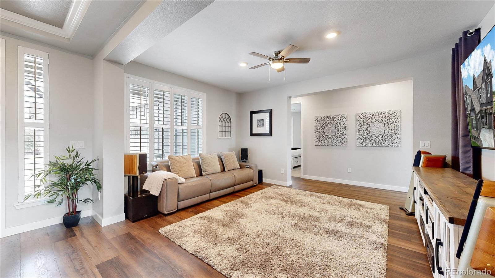 890 Meadowlark Drive