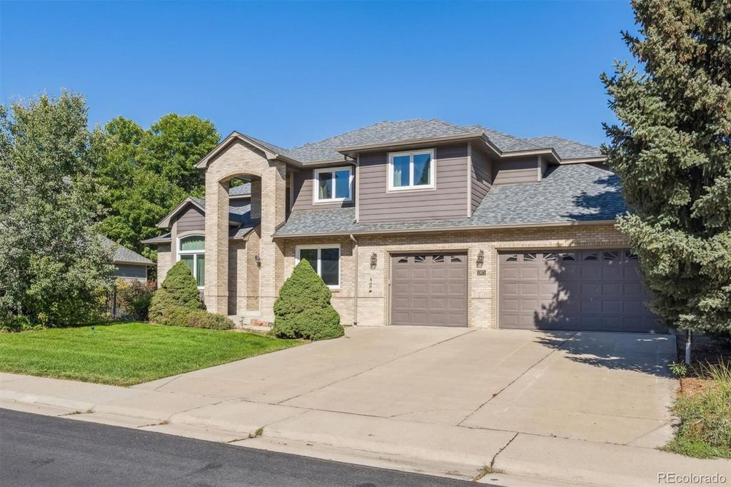 Photo of 13971 Telluride Drive, Broomfield, CO 80020 (MLS # 2317153)