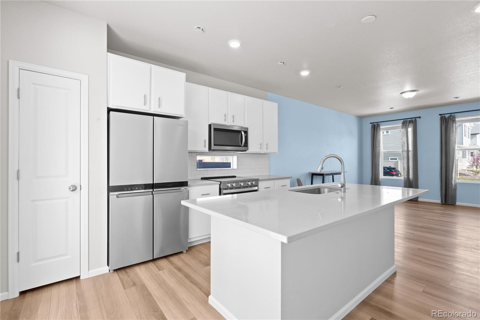9257 Mayflower Gulch Way