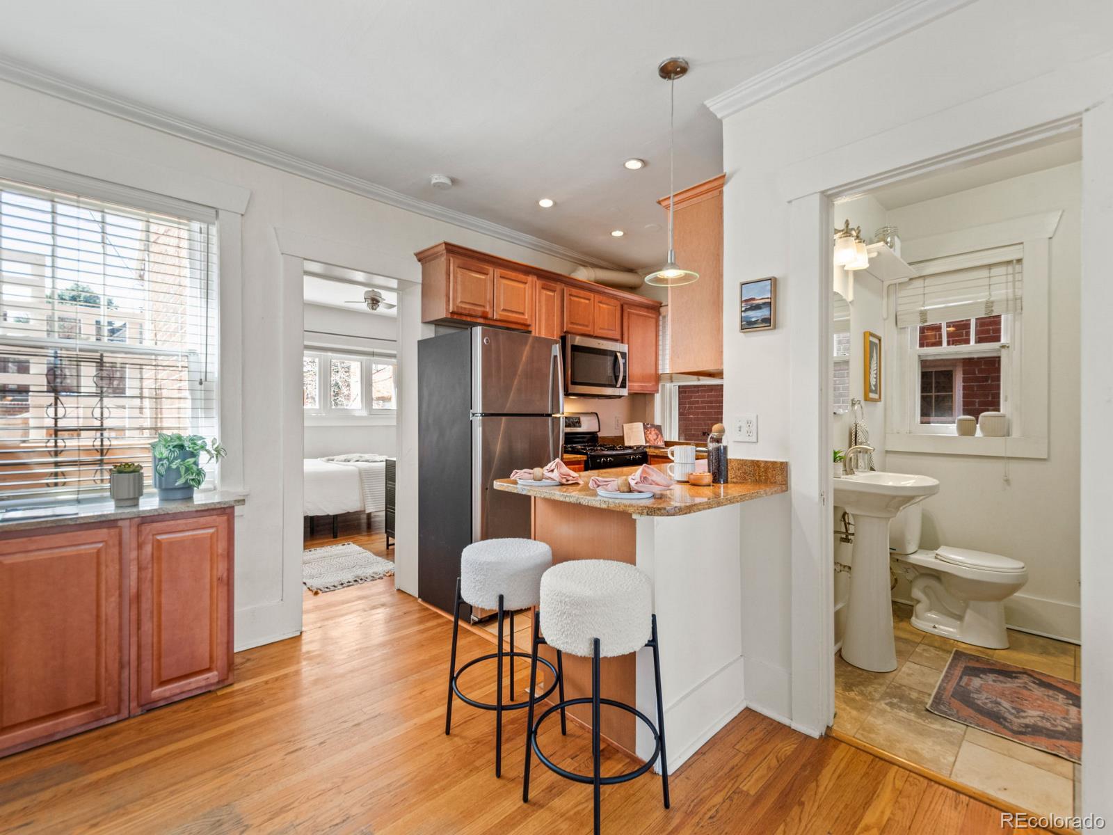 945 N Washington Street 201, Denver, CO, 80203 4 945 N Washington Street 201
