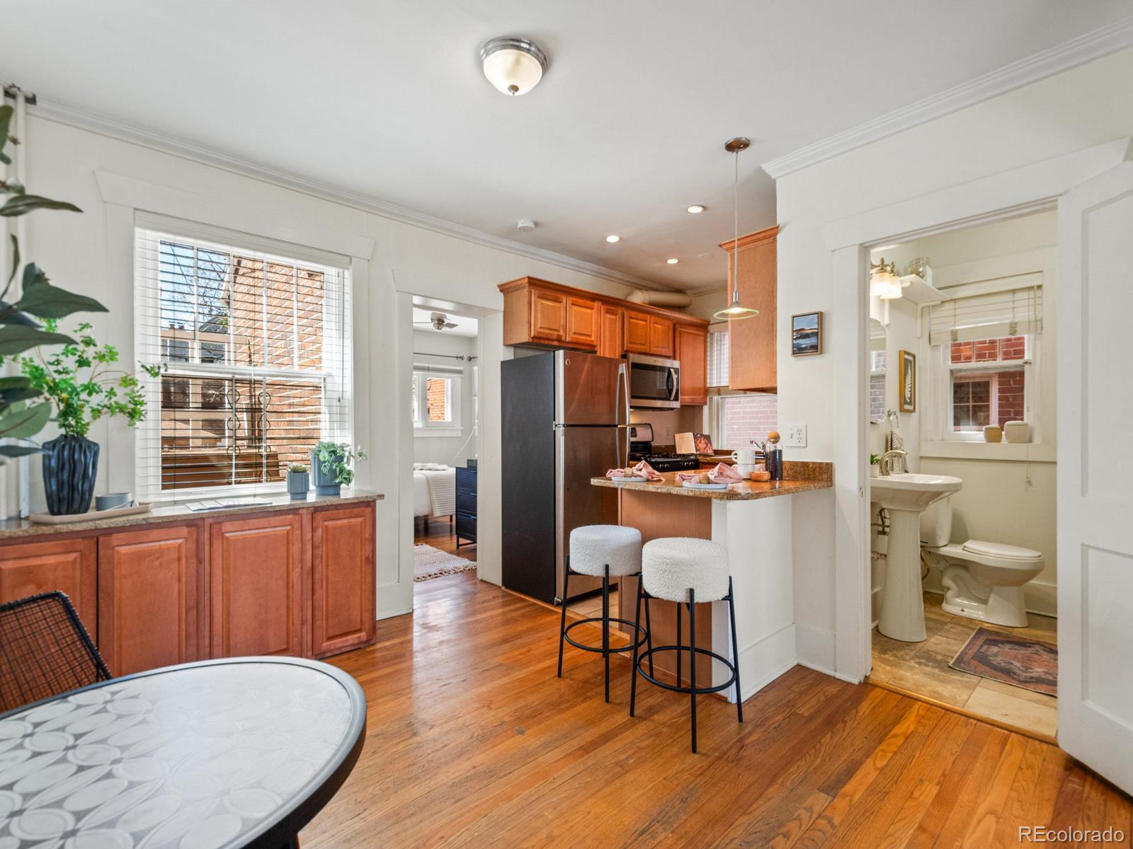 945 N Washington Street 201, Denver, CO, 80203 3 945 N Washington Street 201