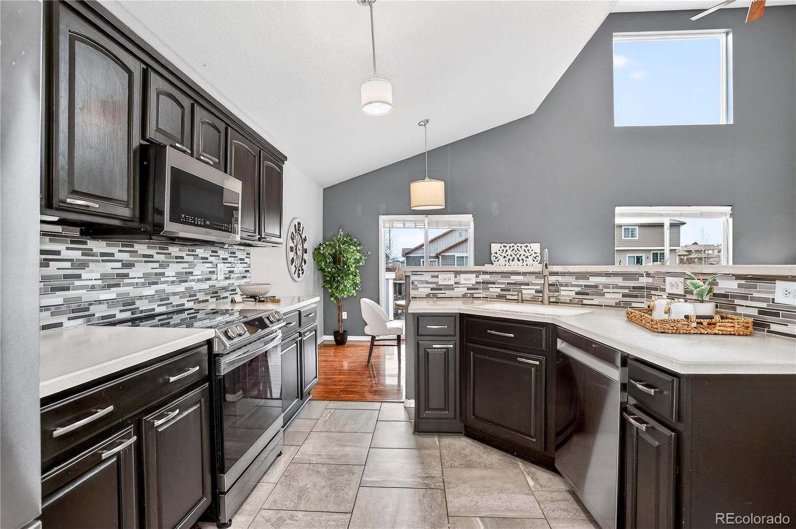 10723 Lewiston Street