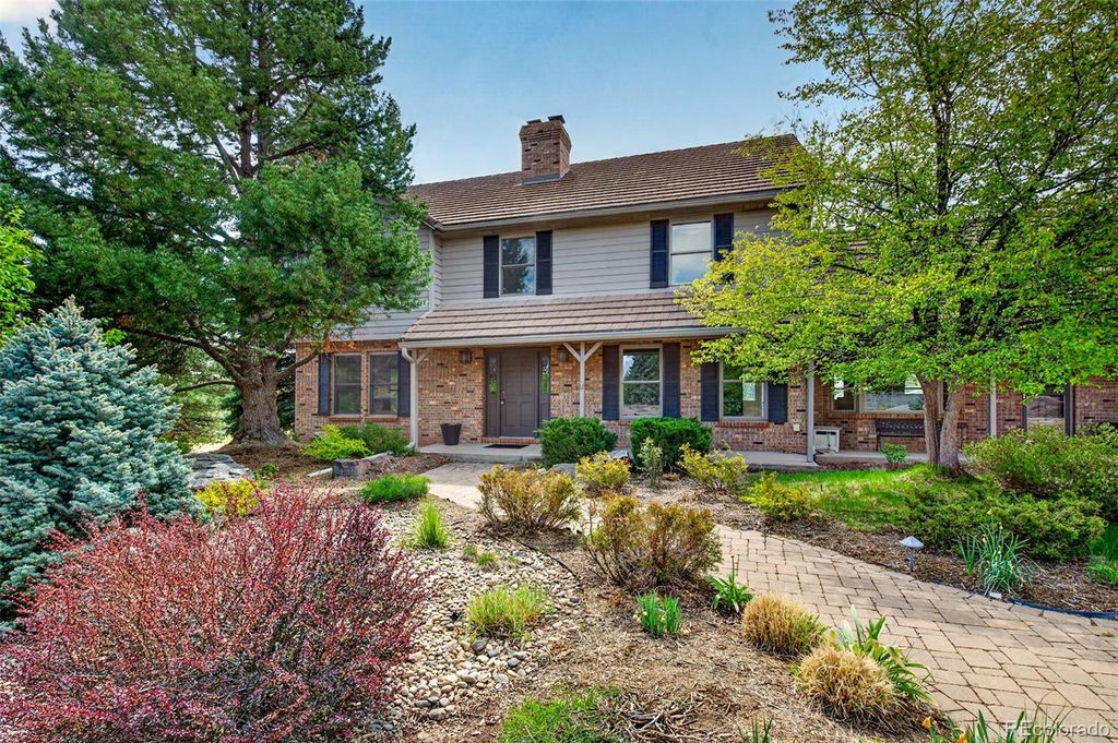 Photo of 1 Snowy Owl Lane, Littleton, CO 80127 (MLS # 5817882)