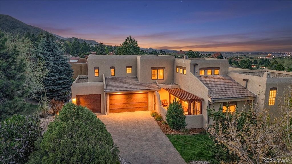 Photo of 6324 Willow Broom Trail, Littleton, CO 80125 (MLS # 4341223)