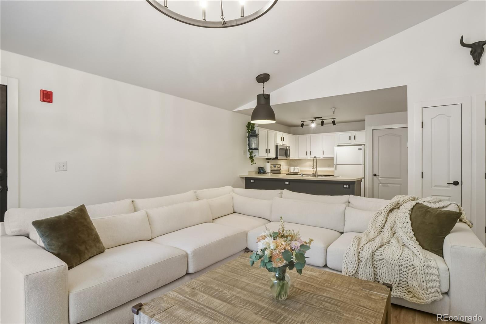 303 Pelican Circle 1906