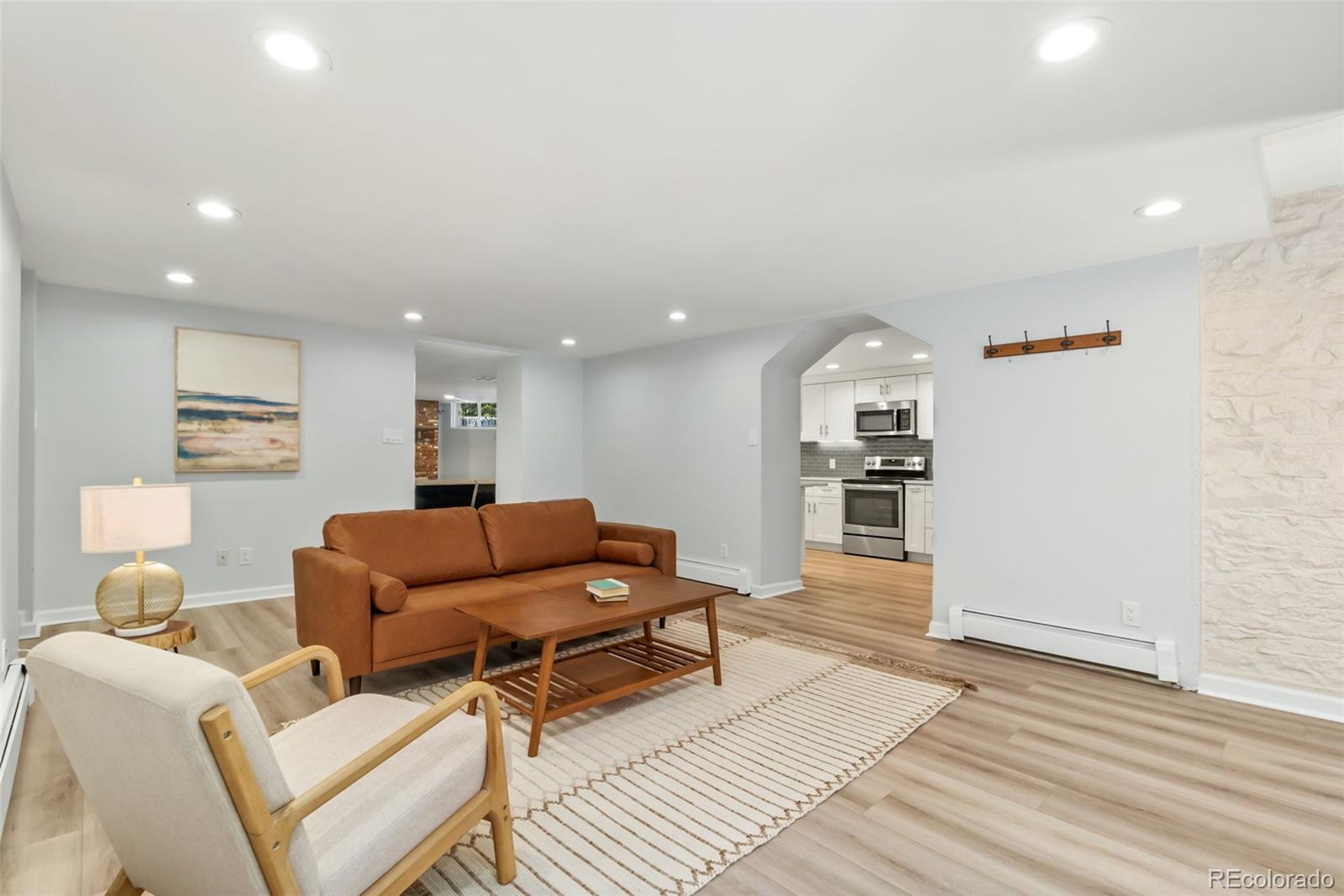1165 N Pennsylvania Street G1