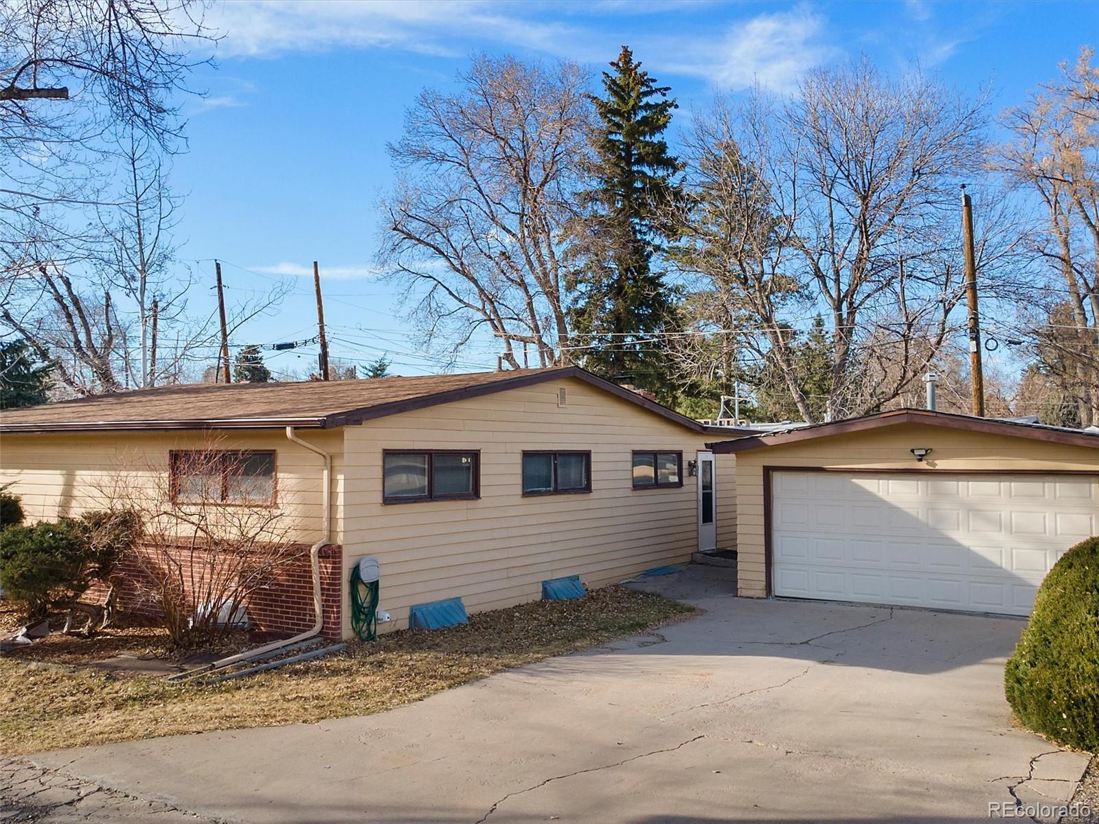 2560 Brentwood Street