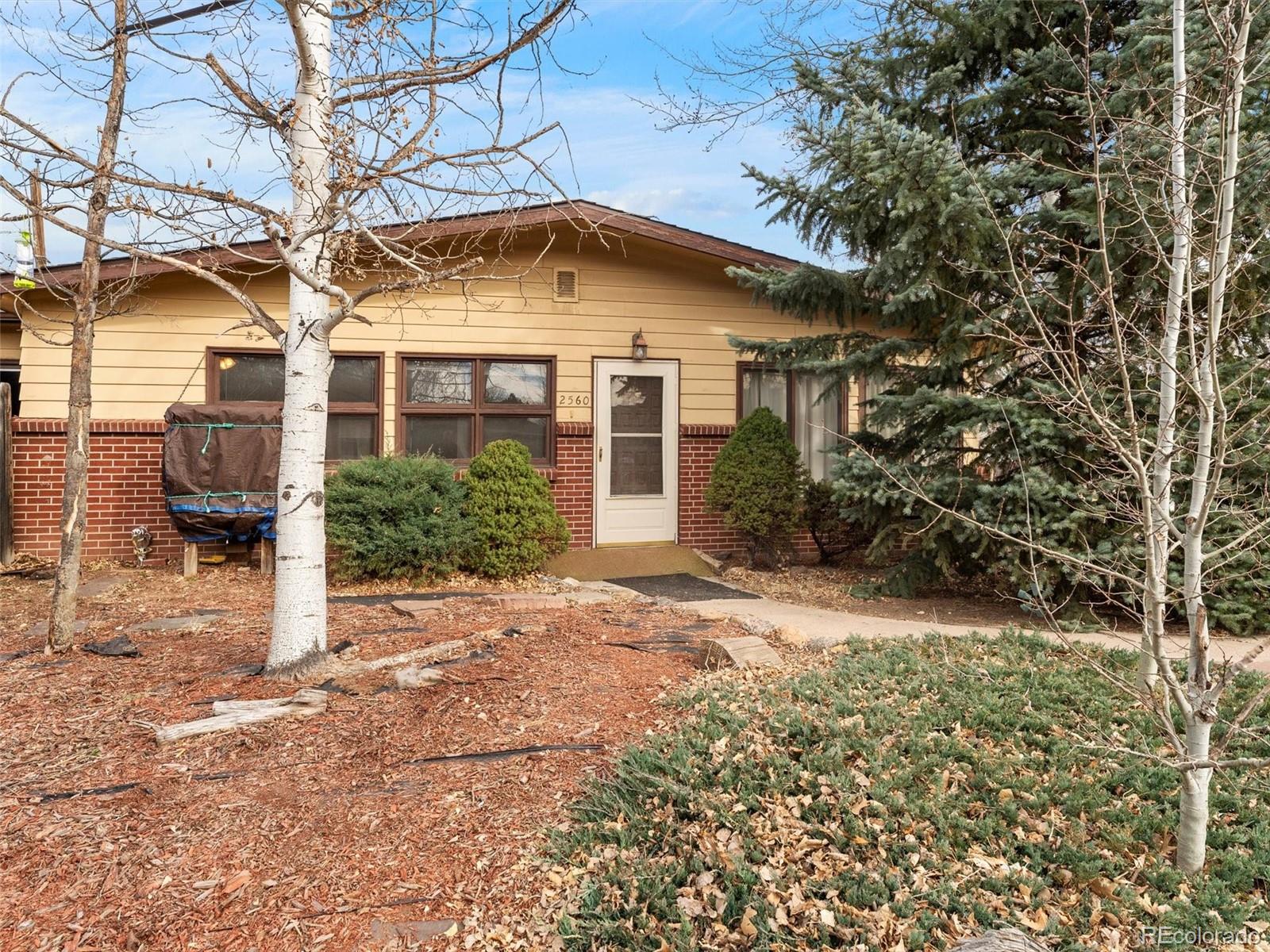 2560 Brentwood Street