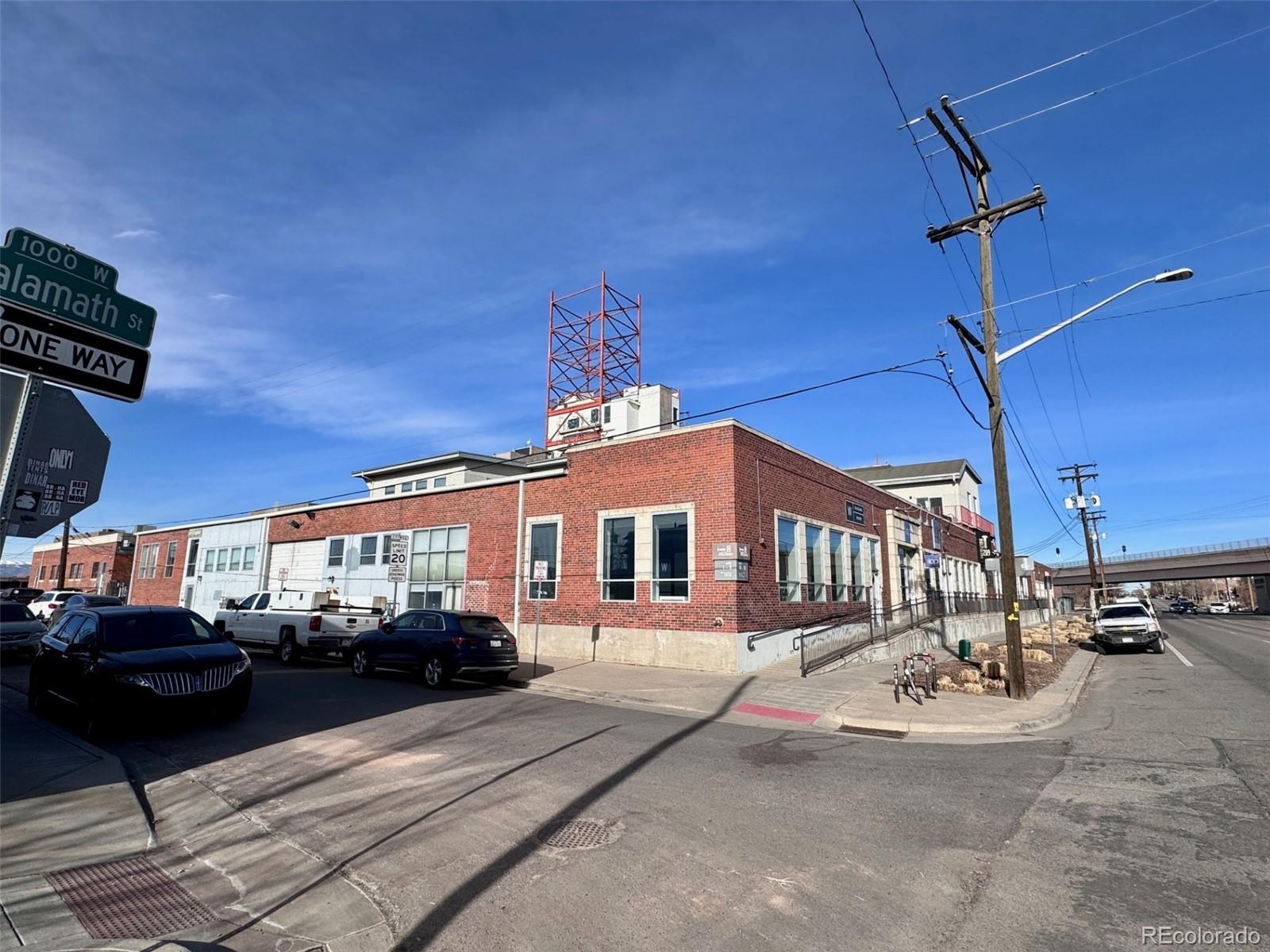 209 Kalamath Street 1