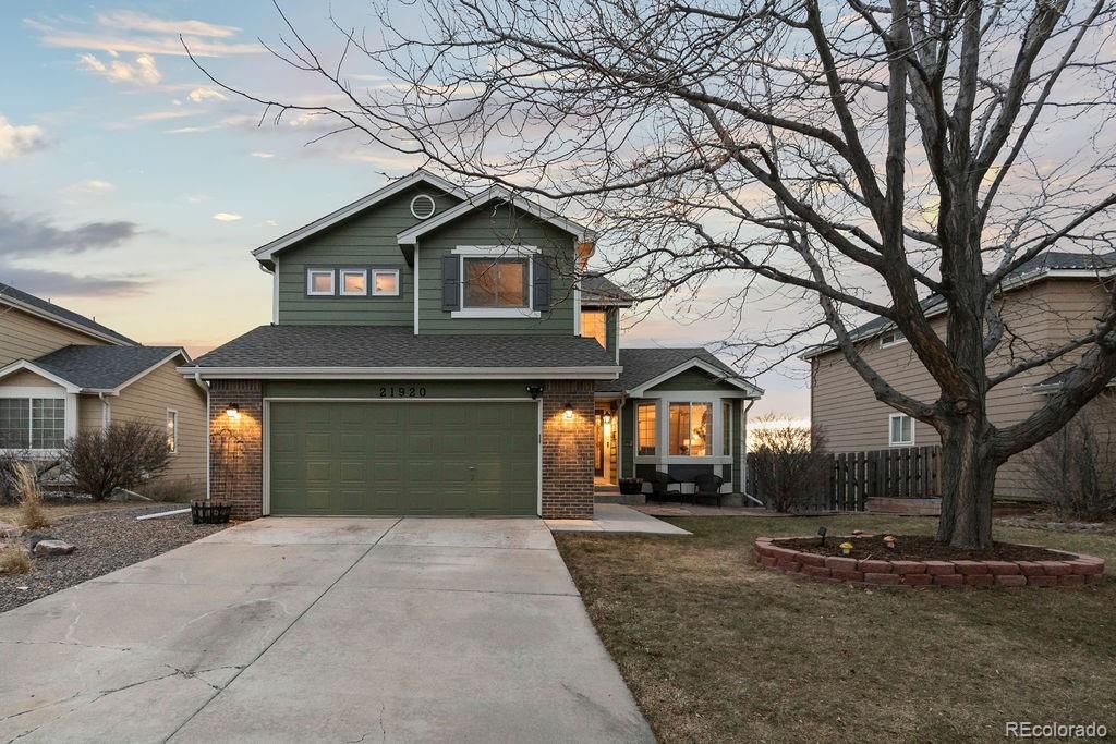Photo of 21920 E Powers Drive, Aurora, CO 80015 (MLS # 5776596)