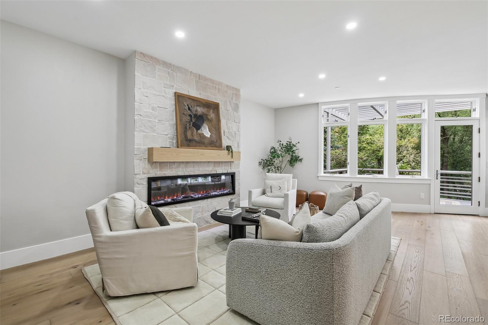 2237 4th Street
