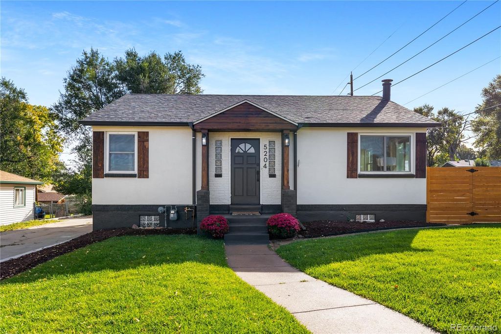 Photo of 5204 Perry Street, Denver, CO 80212 (MLS # 3900028)