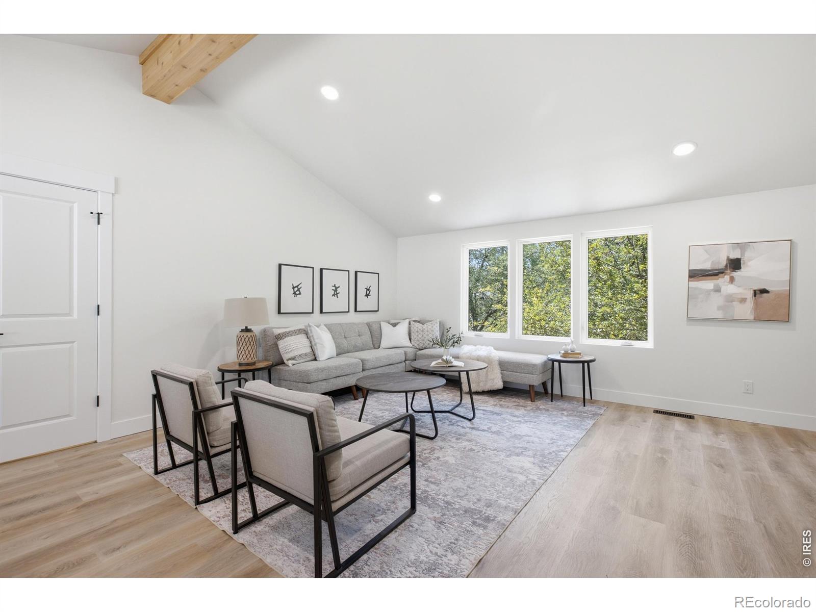 1780 Redwood Avenue