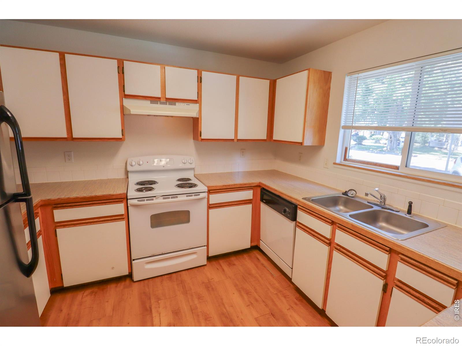 223 W Myrtle Street