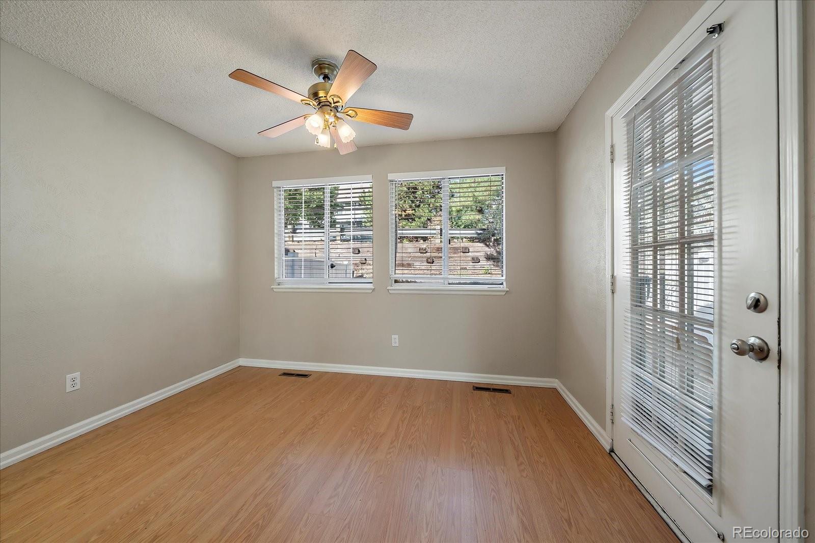 Photo 6 of 25 of 4003 S Rifle Court townhome