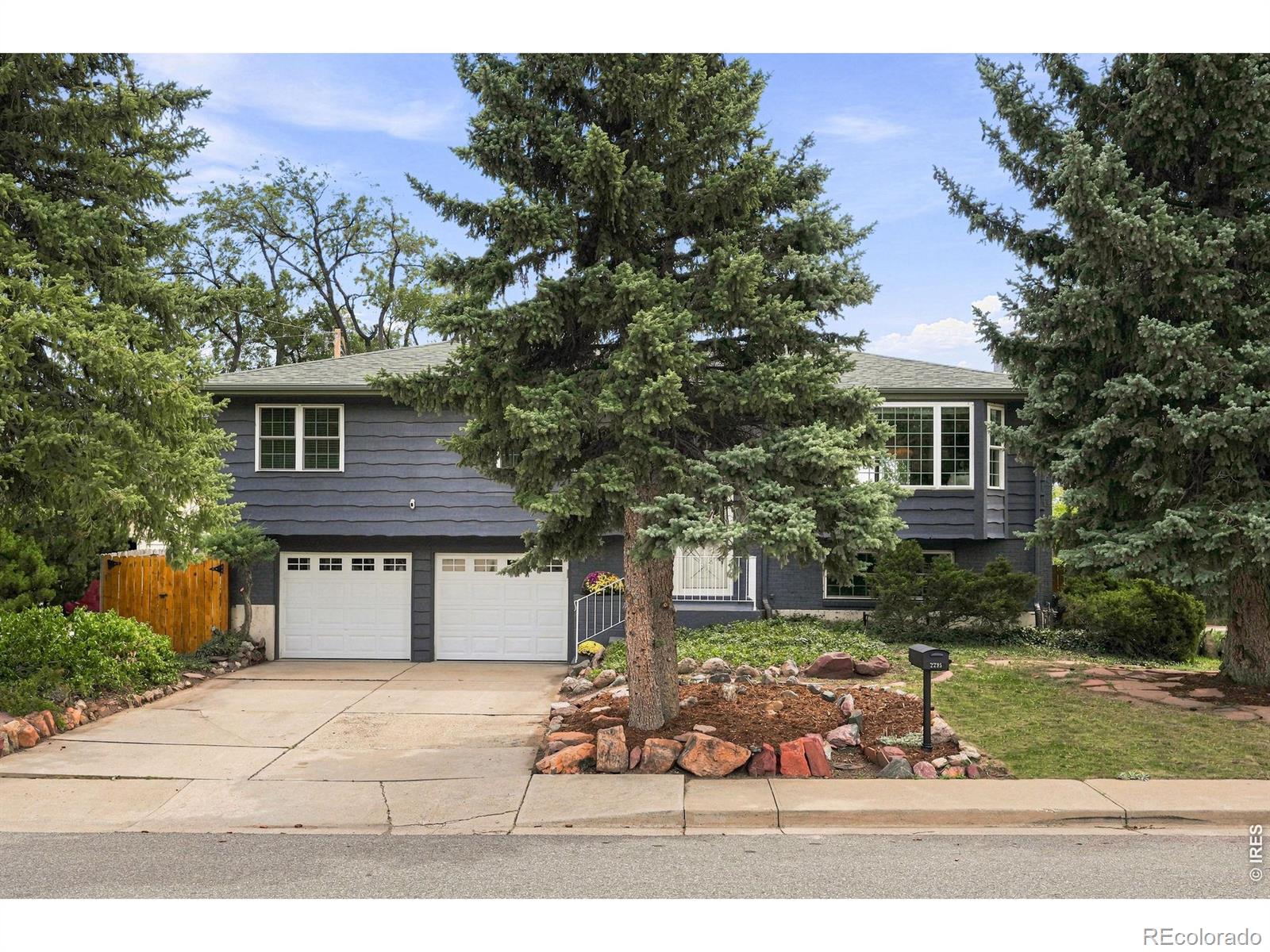 2295 Hillsdale Circle