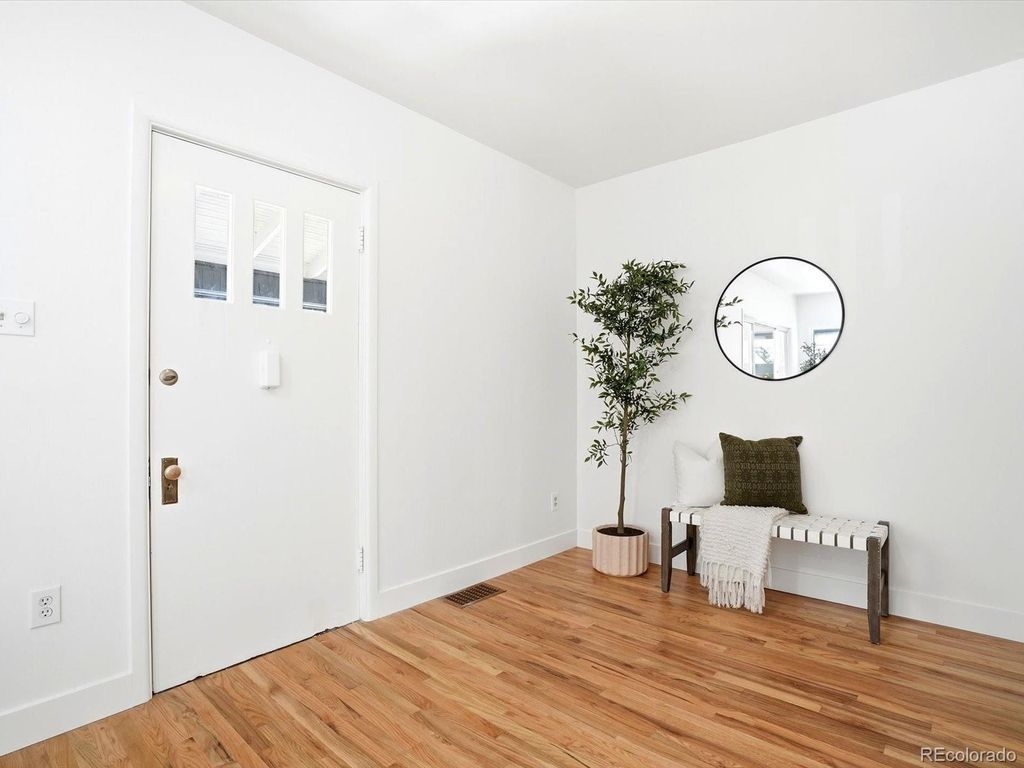 Photo of 1020 Garfield Street, Denver, CO 80206 (MLS # 4614487)