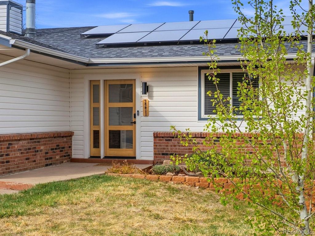 Photo of 2271 S Beech Way, Lakewood, CO 80228 (MLS # 9587025)