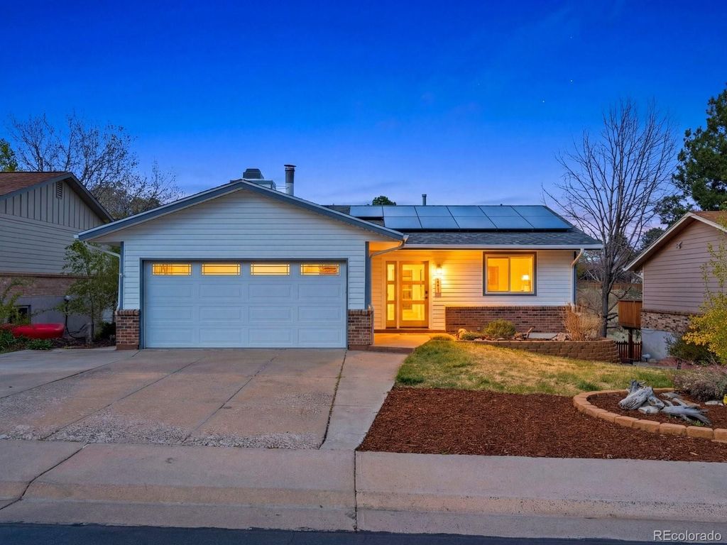 Photo of 2271 S Beech Way, Lakewood, CO 80228 (MLS # 9587025)