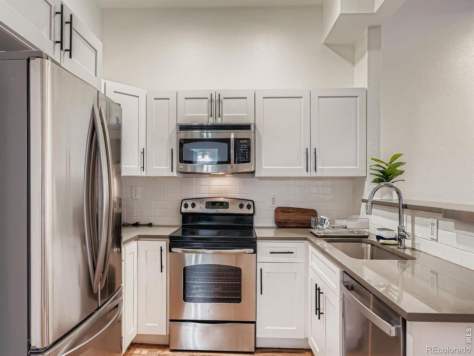 1425 N Washington Street 205