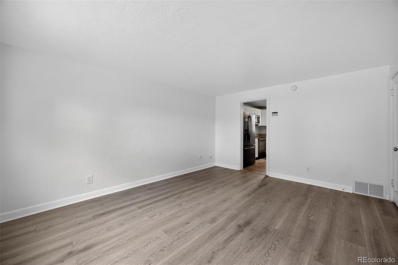 2423 Paseo Road