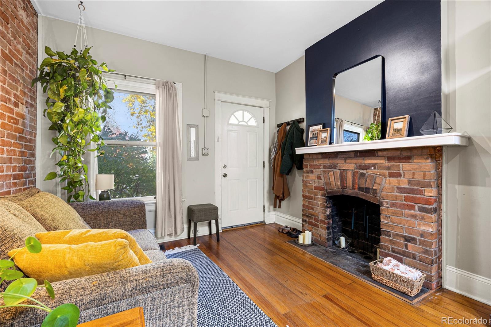 2546 W 23rd Avenue B