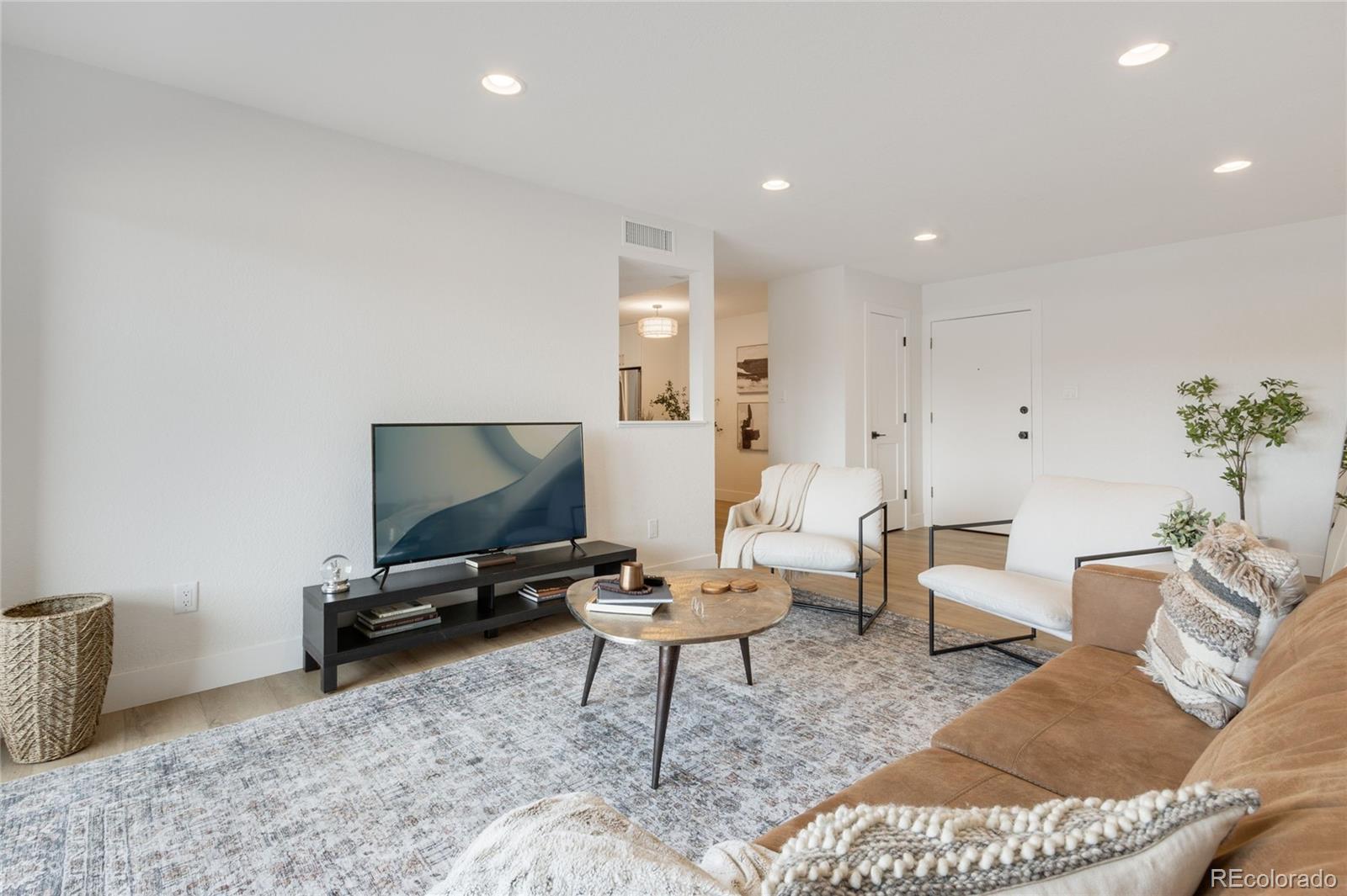 5122 Williams Fork Trail 205